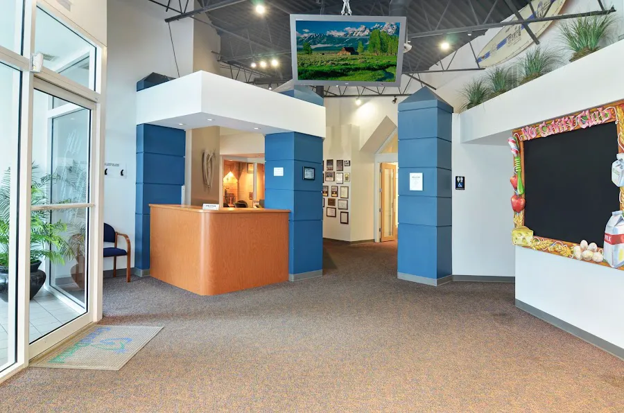 Grand Dental - Franklin Park Picture 6