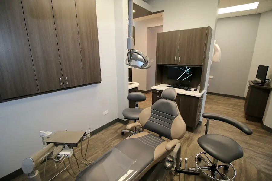 AB Dental Center Picture 3