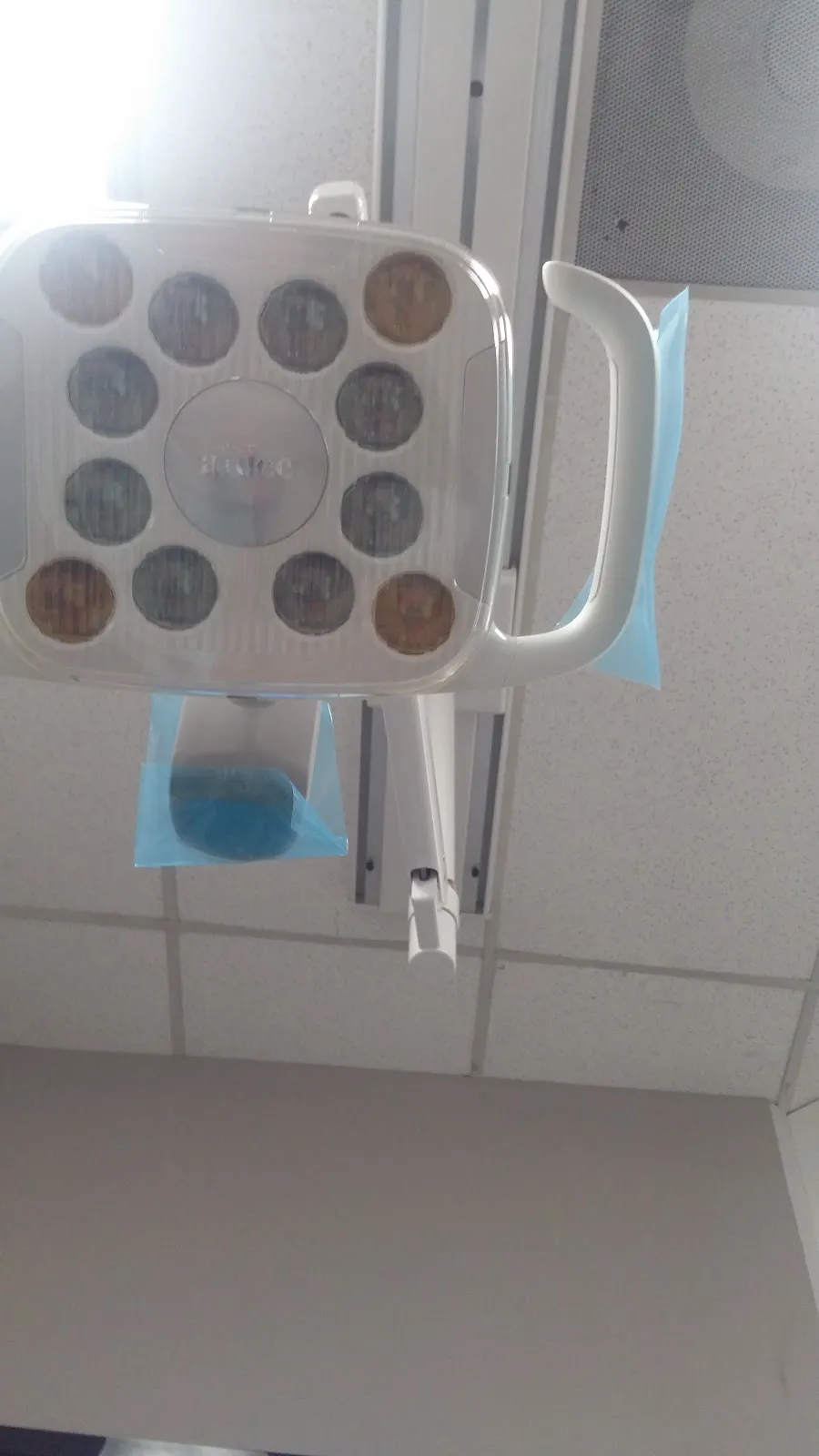 Universal Dental of Albany Park Picture 8