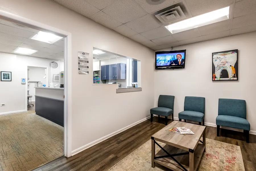 College Drive Dental Associates Picture 2
