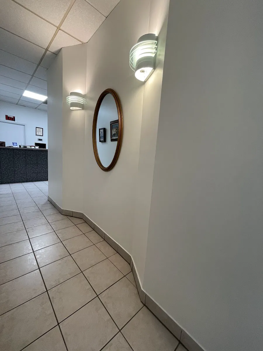 Midtown Dental Studio Picture 1