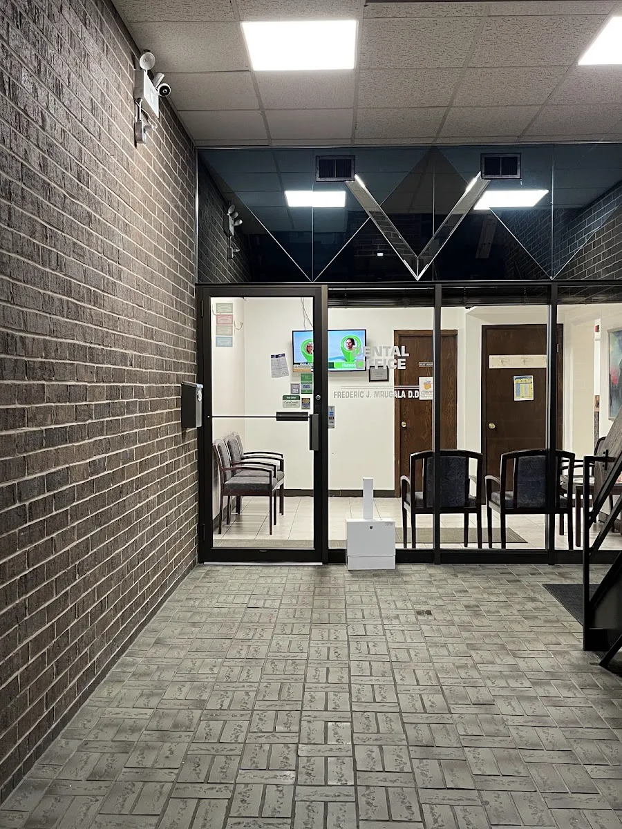 Midtown Dental Studio Picture 6