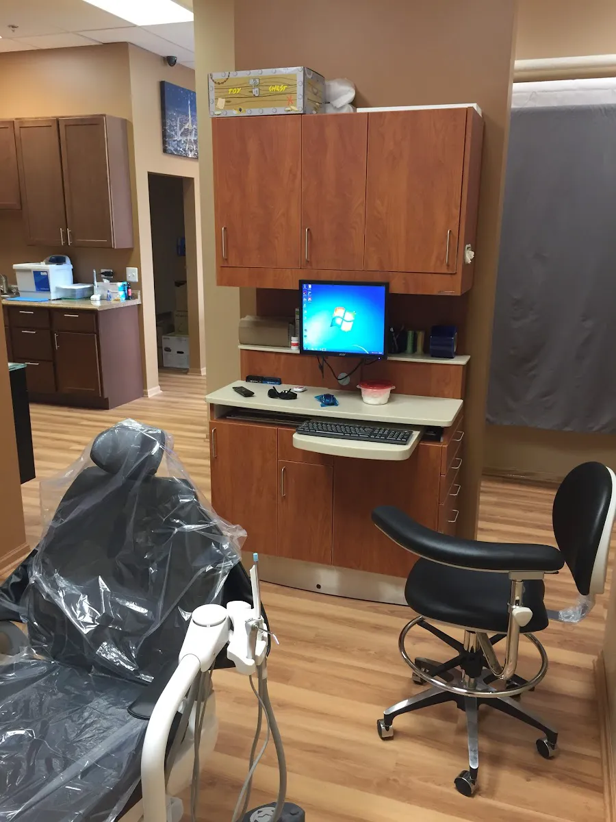 International Dental Of Bridgeview Picture 4