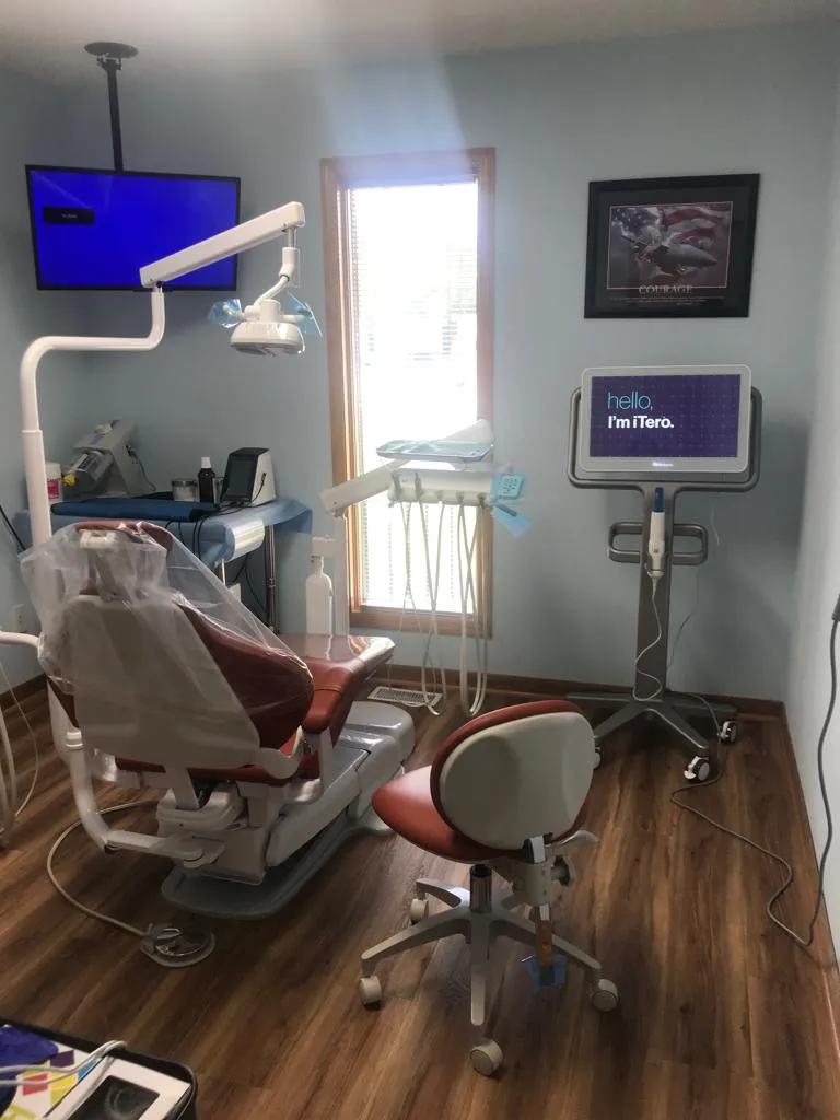 CreekPoint Dental/Painless Emergency Dentist Picture 1