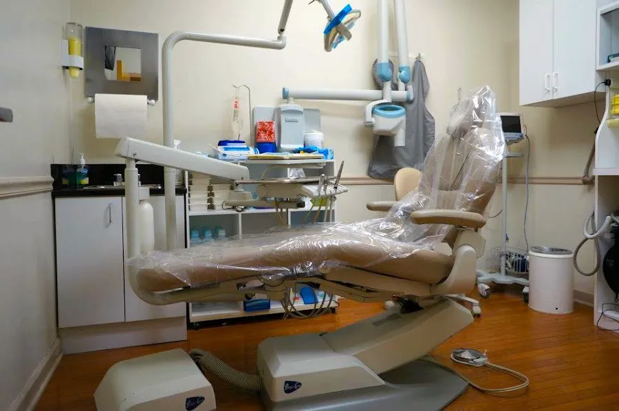 Dr. Ninos Awraham DDS Picture 5