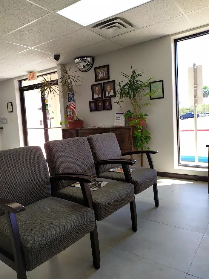 Los Ebanos Family Dentistry Picture 9