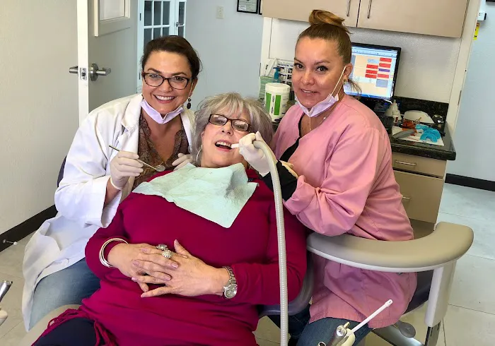 Los Ebanos Family Dentistry: Dr Lillian Adame Nelson Picture 5