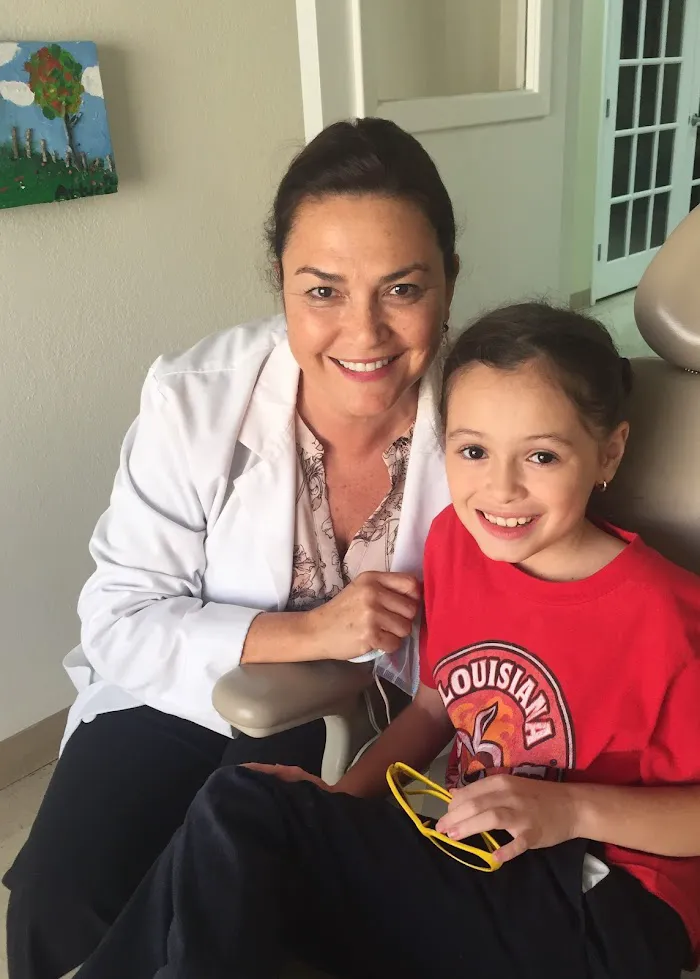 Los Ebanos Family Dentistry: Dr Lillian Adame Nelson Picture 2