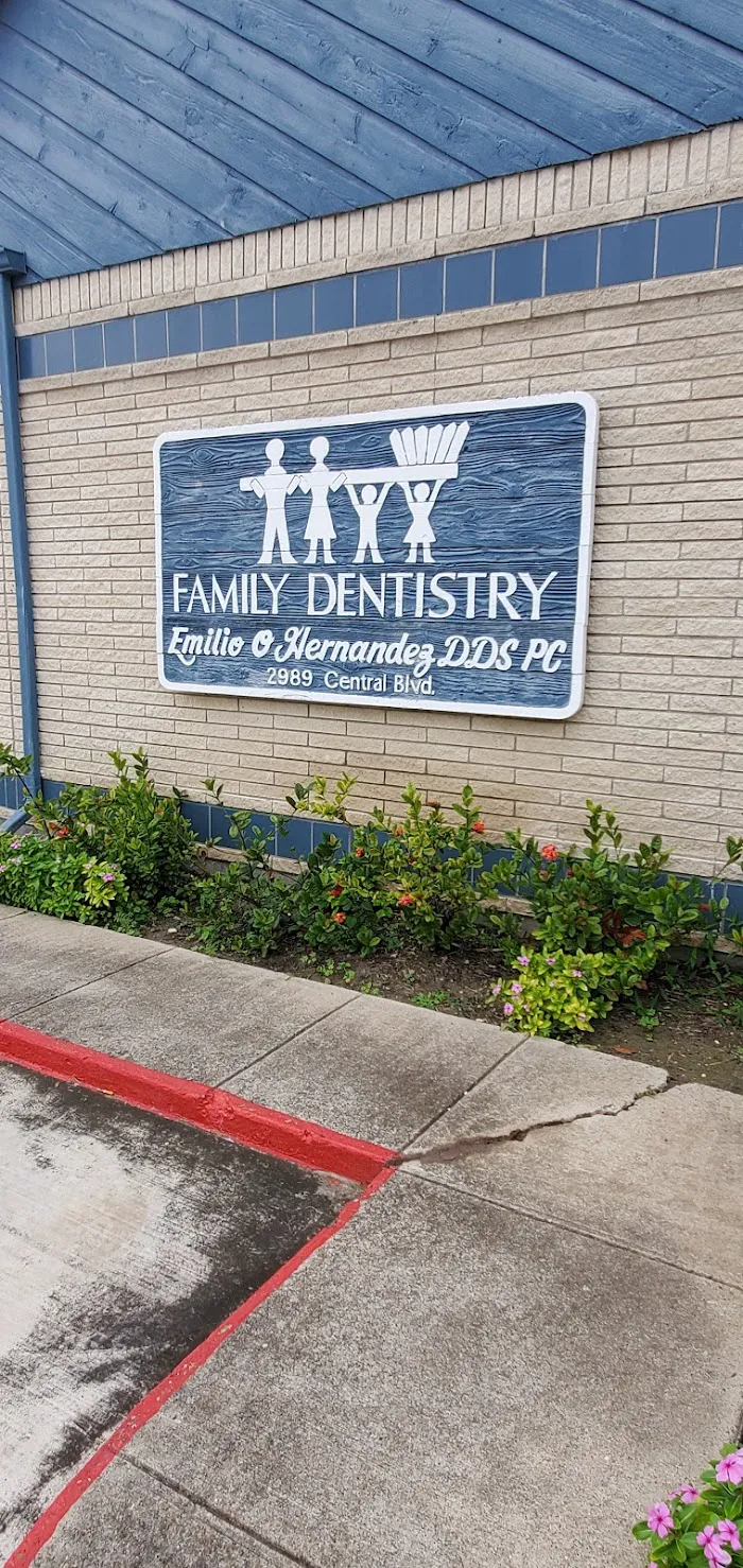 Emilio O. Hernandez, DDS, PC Picture 4