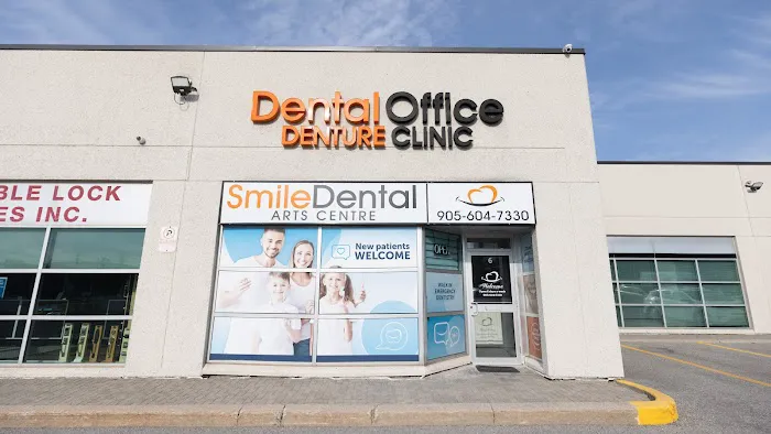Smile Dental Arts Centre Picture 6