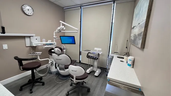 BK Dental - Scarborough Picture 3