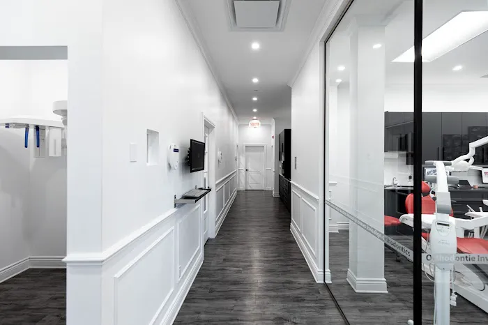 Dr. Wisdom - Dentiste Montreal - Centre Dentaire Aoude VSL Picture 3