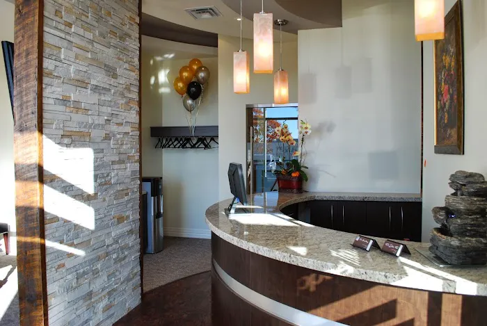 Upper Thornhill Dental Care Picture 2