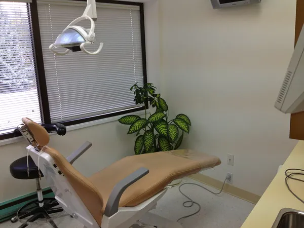 Thornhill Family Dental | Dr. Ricky Leung | Family & Cosmetic Dental Office Picture 6