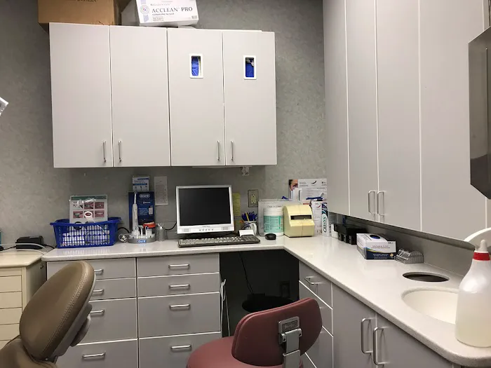 Redwood Dental Livonia Picture 3