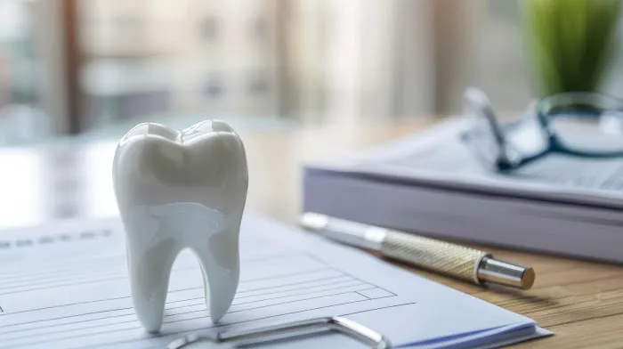 Floss Dental Collective: Dr. Betty Le Picture 6
