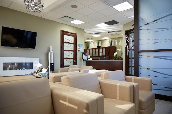 Rockcliffe Dental and Denture Centre Picture 1