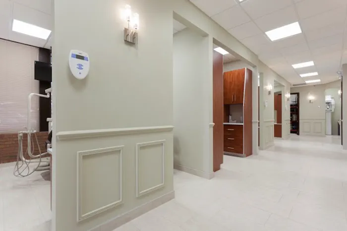 Rockcliffe Dental and Denture Centre Picture 6