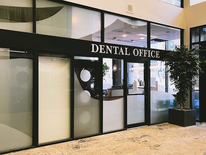 SmilEra Dental Studio Picture 6