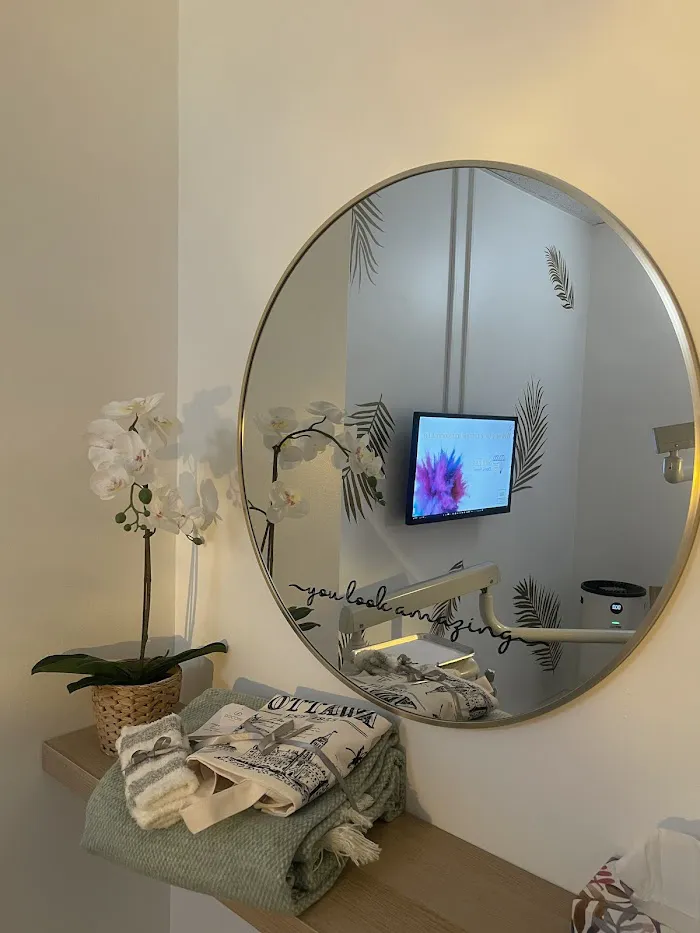 SmilEra Dental Studio Picture 8