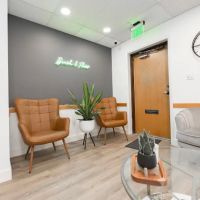 Herndon Family Dental ico