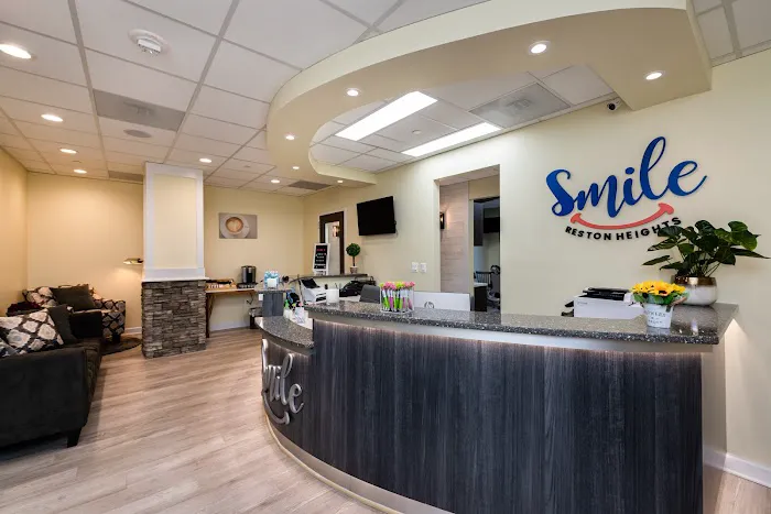 Smile Reston Heights Picture 4