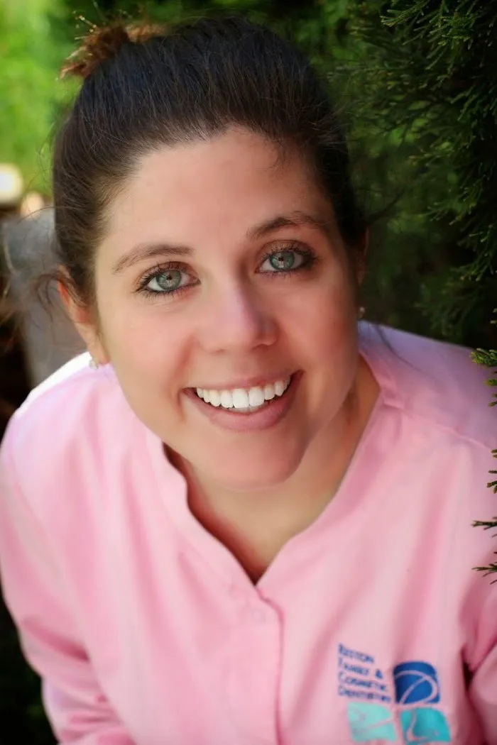 Reston Family & Cosmetic Dentistry Picture 4
