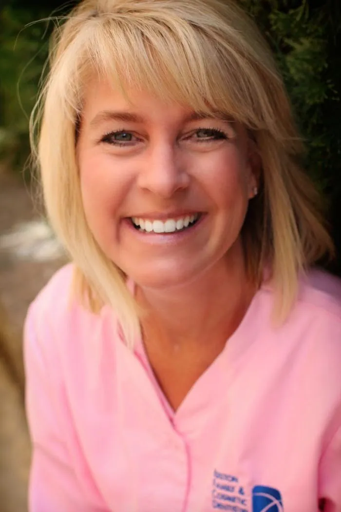 Reston Family & Cosmetic Dentistry Picture 7