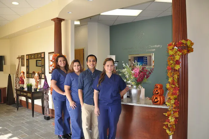 Cosmetic & Family Dentistry Picture 3