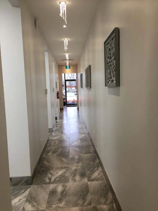 Royal East Dental - Dundas Picture 2
