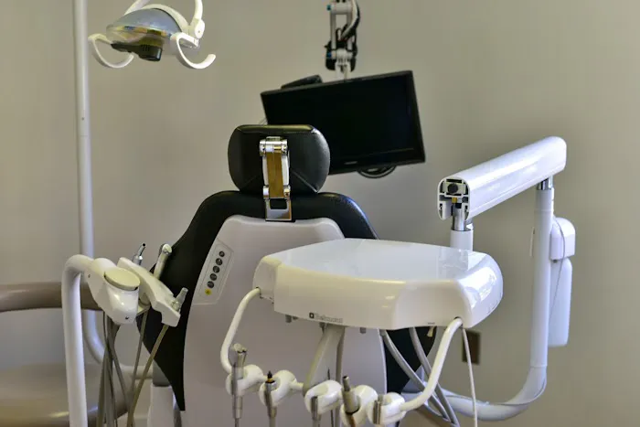 Dundas Valley Dentistry Picture 1