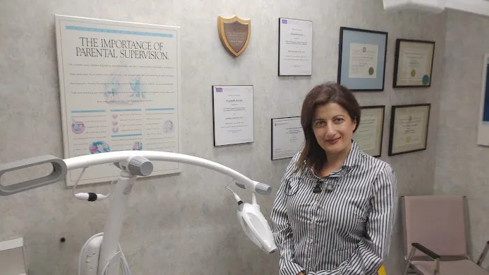 Rosewood Dentistry Dental Clinic Picture 1