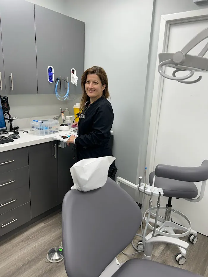 Rosewood Dentistry Dental Clinic Picture 5