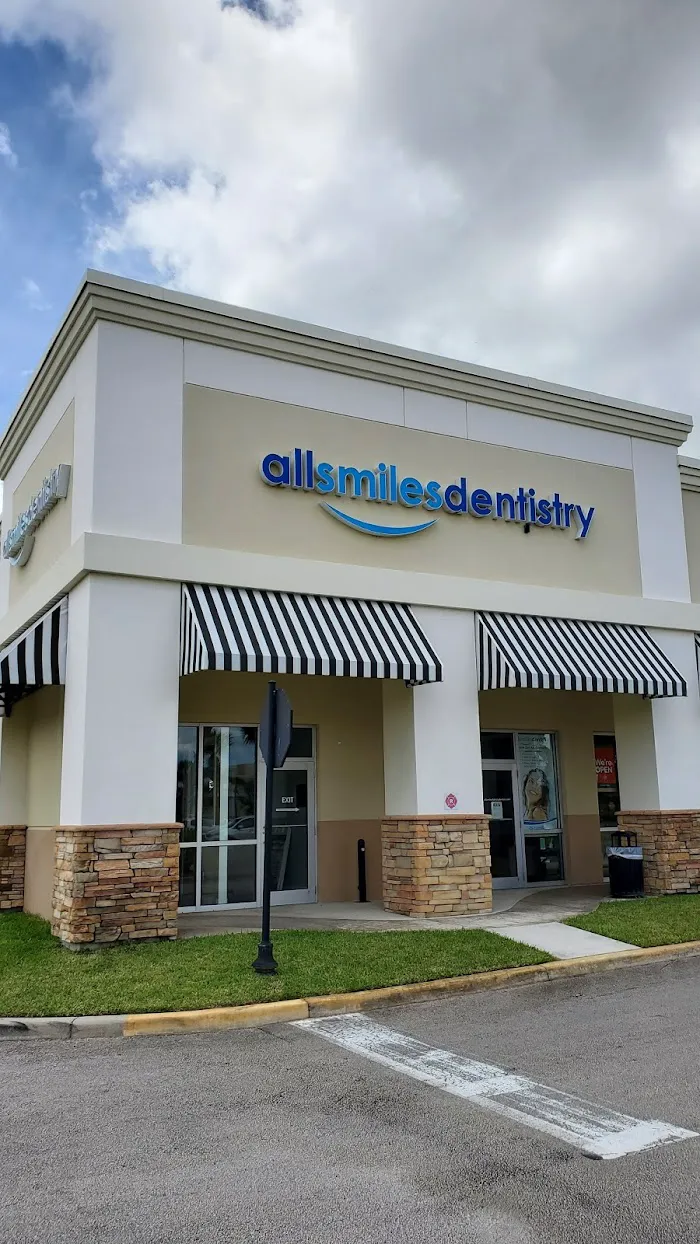 All Smiles Dentistry - Tradition Picture 2