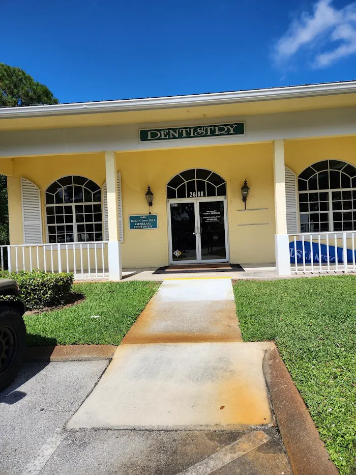 Palm City Family Dentists: Dr. Derek Martin DMD Picture 7