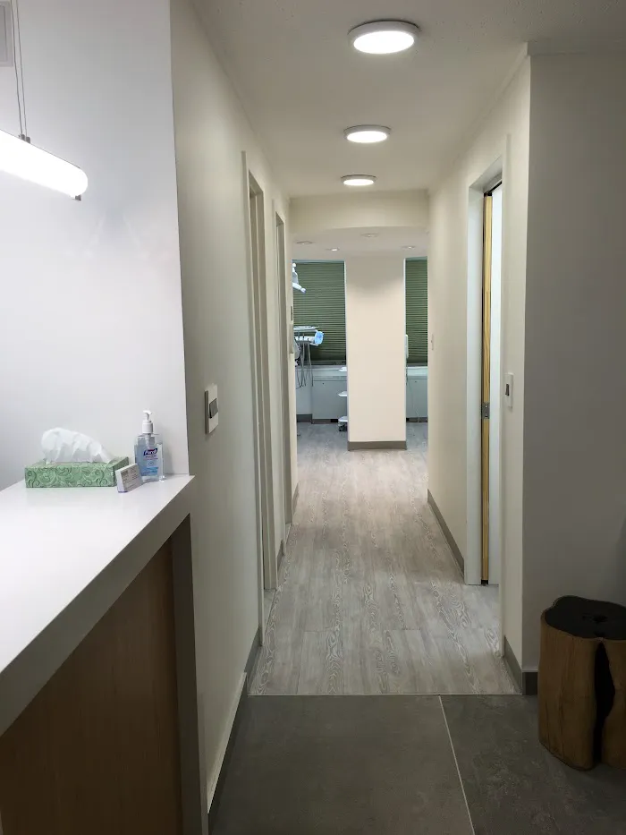 Better Living through Dentistry : Manhattan Picture 8