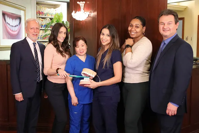 Midtown Dental Care Associates Picture 4