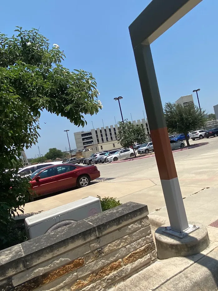 UT Dentistry Center for Oral Health Care & Research Picture 6