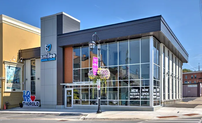 Smilee Dental Centre Picture 2