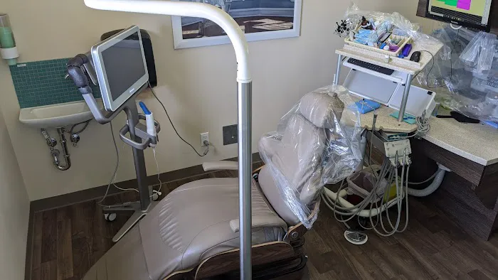 Lethbridge Dental Clinic: Dr Chuck Picture 8