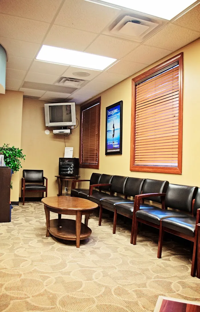 Brownstown Dental Care Picture 8
