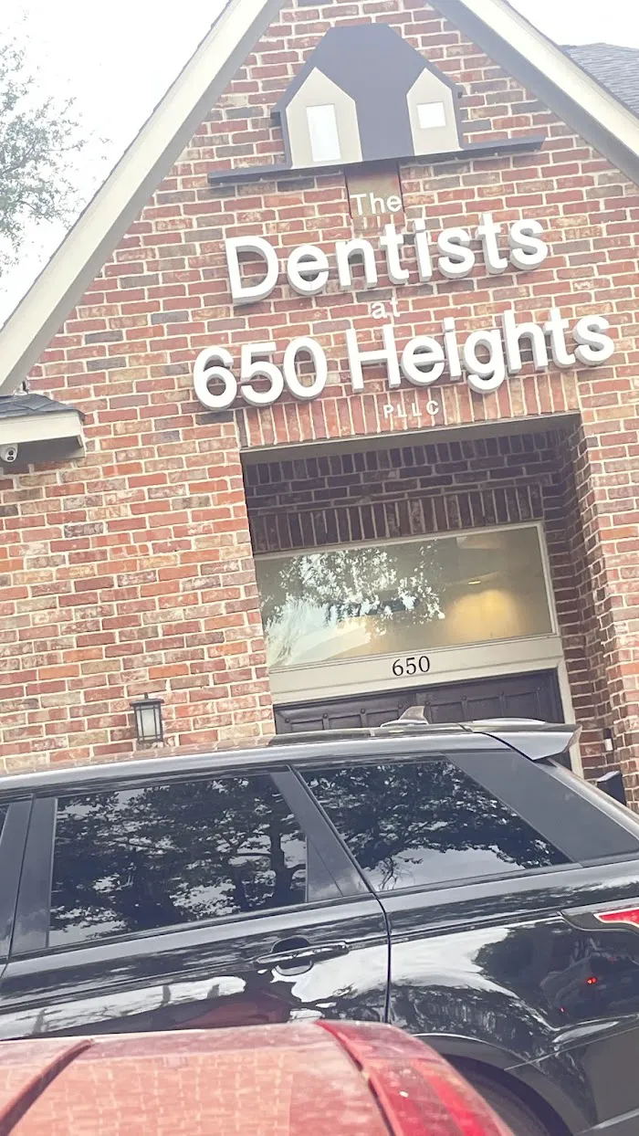 The Dentists at 650 Heights Picture 7