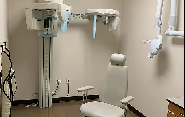 Castle Dental & Orthodontics Picture 1