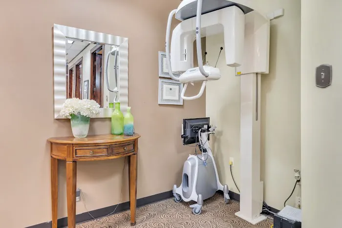 Houston Heights Dentistry - Dr. Pranita Kadam Picture 3