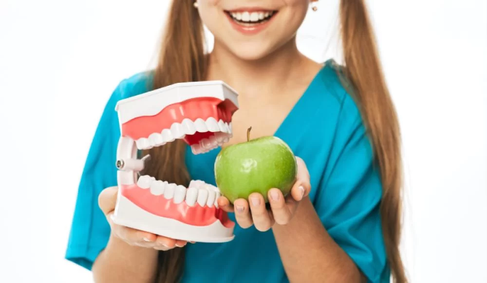 The Essential Connection Between Diet and Dental Health: How What You Eat Impacts Your Smile