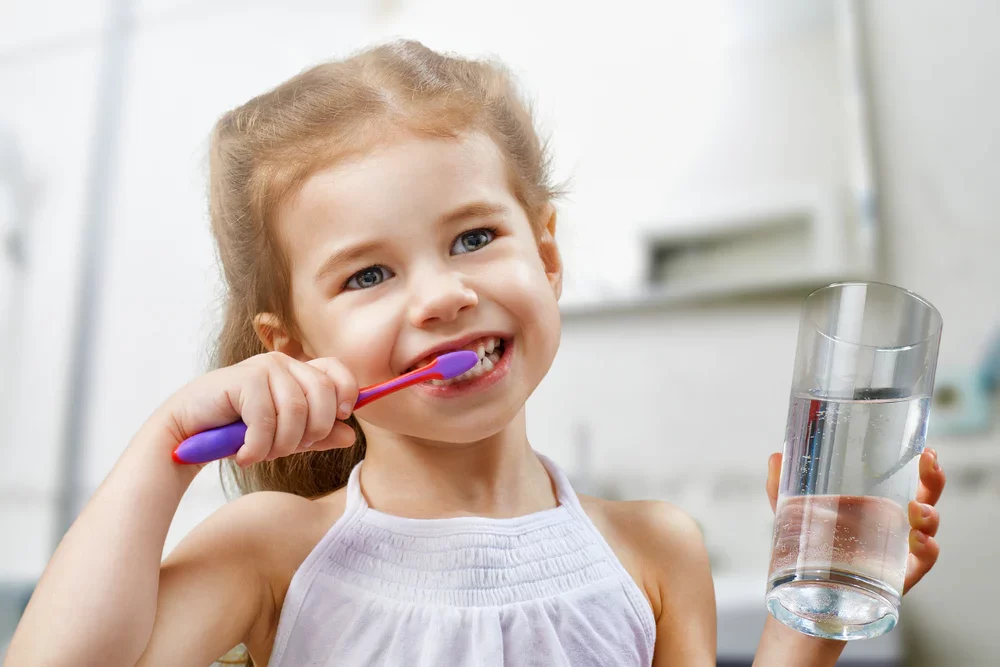 Can Drinking Water Help Improve Dental Health? Exploring the Benefits for Your Teeth