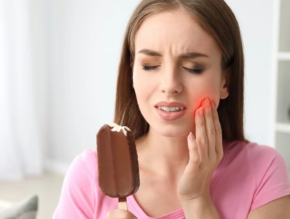 Tooth Sensitivity: Causes, Treatments, and Solutions for Sensitive Teeth