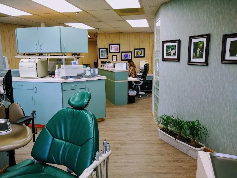Armin Dental Associates Picture 2