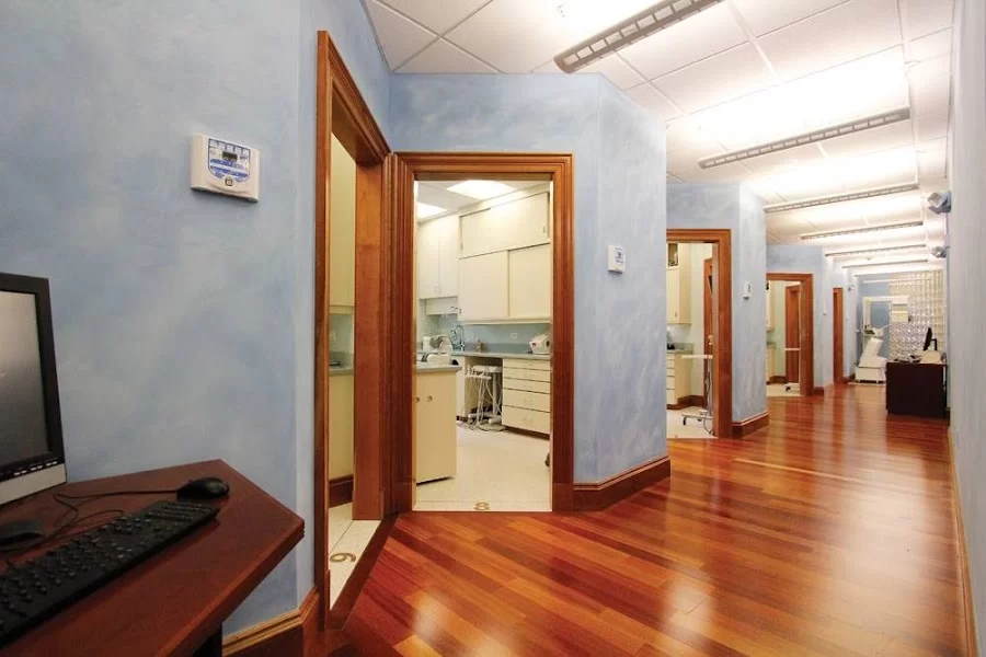 Implant Dentistry Centre Picture 2