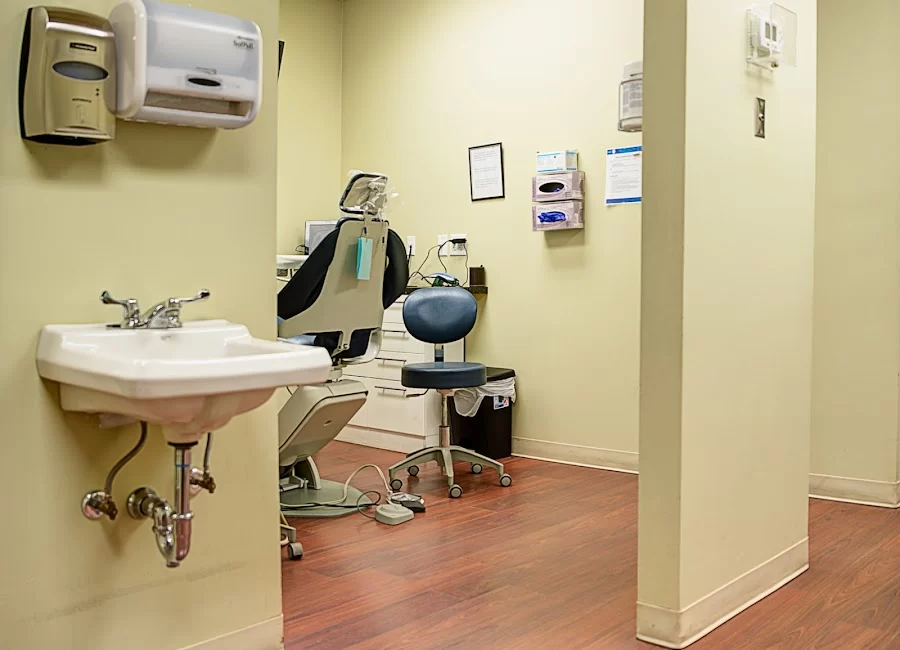 Perfect Dental - Hyde Park Picture 4